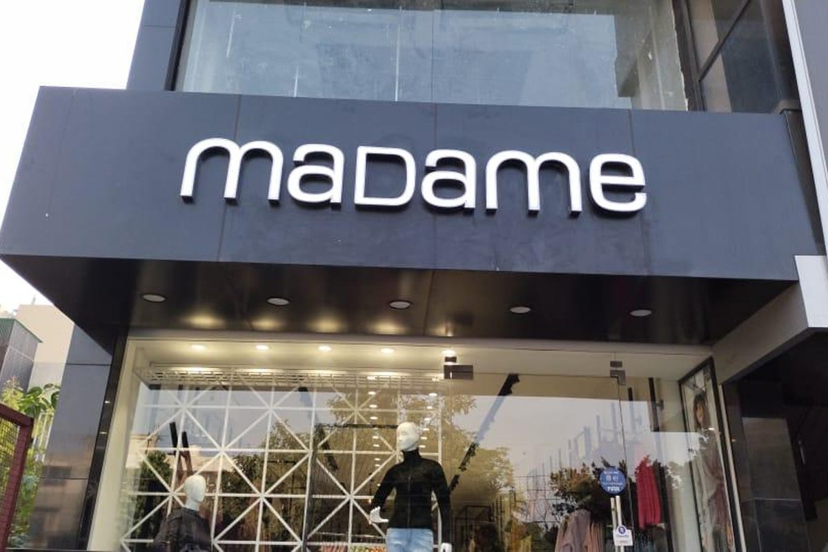 Place For Your Retail Branding Solution